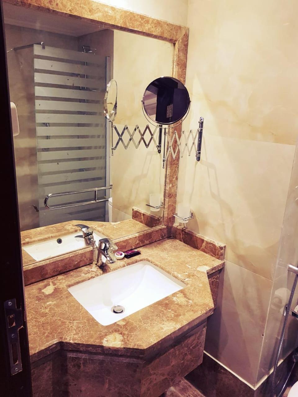 מכה Al Rakaez Hotel מראה חיצוני תמונה